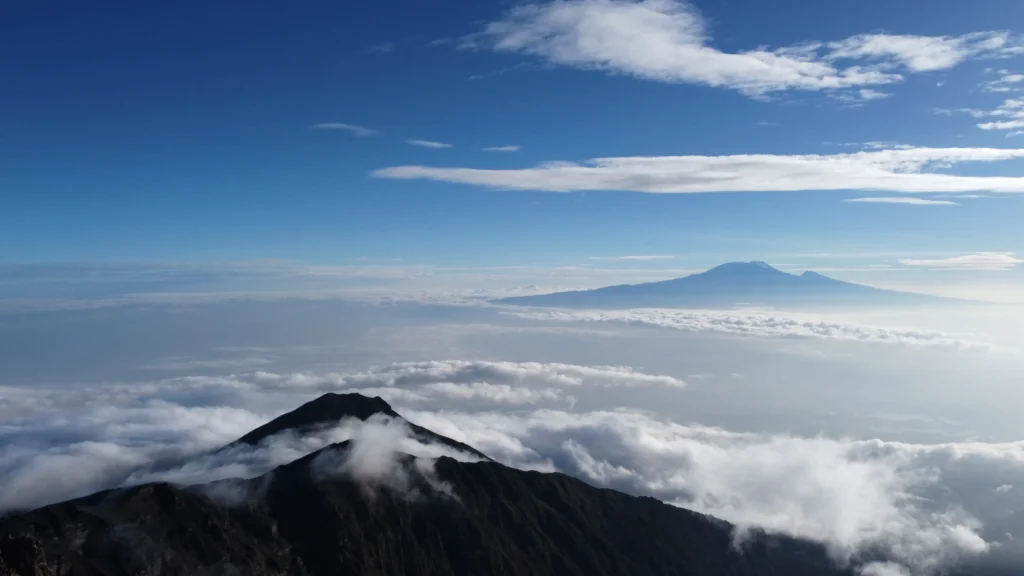 Kilimanjaro summit at 7-day Kilimanjaro trekking Lemosho route