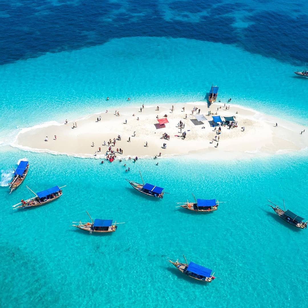 Turquoise water and white sand beach on Zanzibar Island